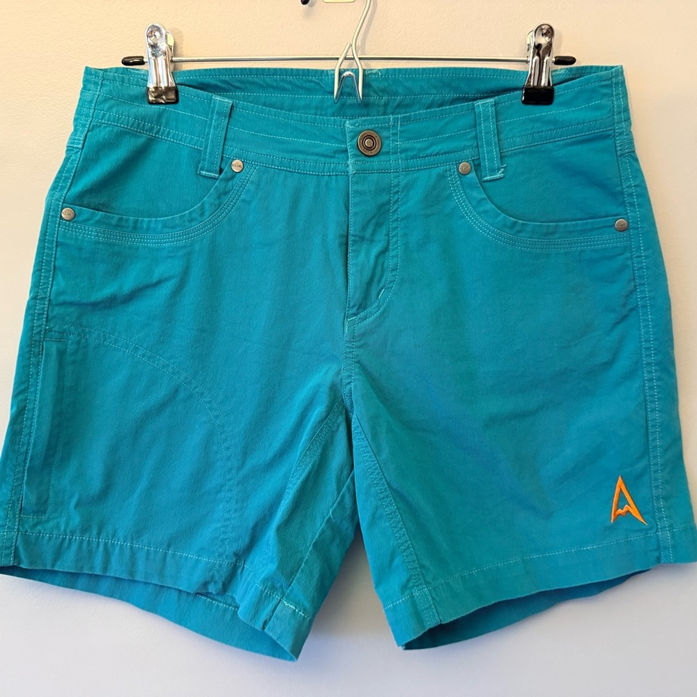 KÜHL Hiking Shorts Size 8 Teal 5” Inseam Vintage Patina Dye Outdoor Shorts